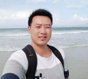 【感動青峰人物第二期】奉獻(xiàn)青峰，無怨無悔 ——感動青峰人物之劉磊建