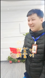 號(hào)外！號(hào)外！本周出現(xiàn)百元大獎(jiǎng)！越努力越幸運(yùn)！